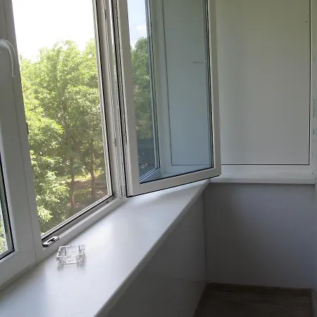 Двухкомнатные Апартаменты Центр Mystetsʹka 3 Kr Apartments Kryvyi Rih Exterior photo